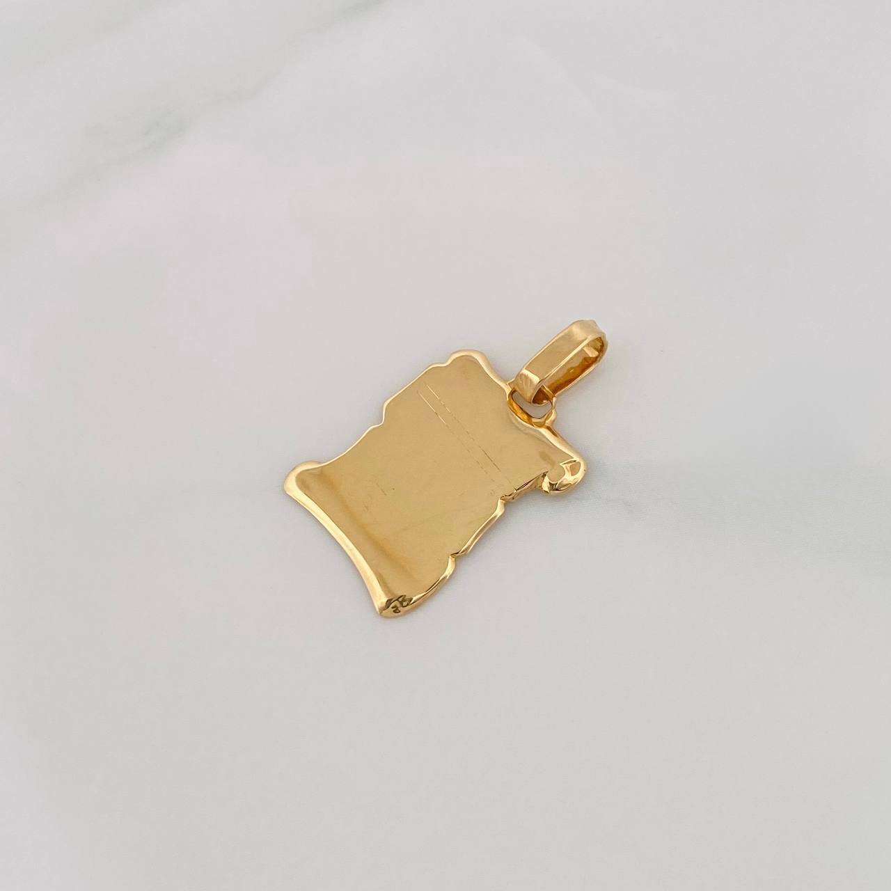 Dije Placa Pergamino 1.65g / 1 in Oro Amarillo 18K