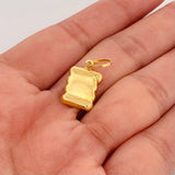 Dije Placa Pergamino 0.85g / 3/4 in Oro Amarillo 18K