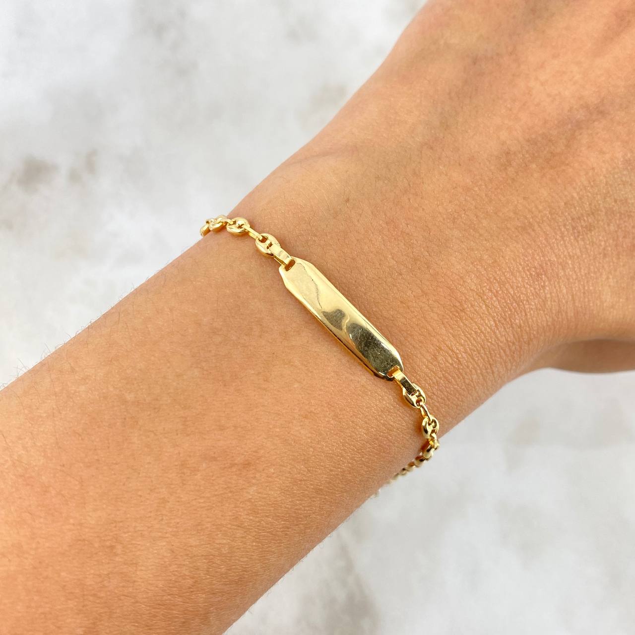 Bracelet GC Rectangular Octagonal Plate 2.15gr / 15cm / 3.3mm Smooth 18K Yellow Gold