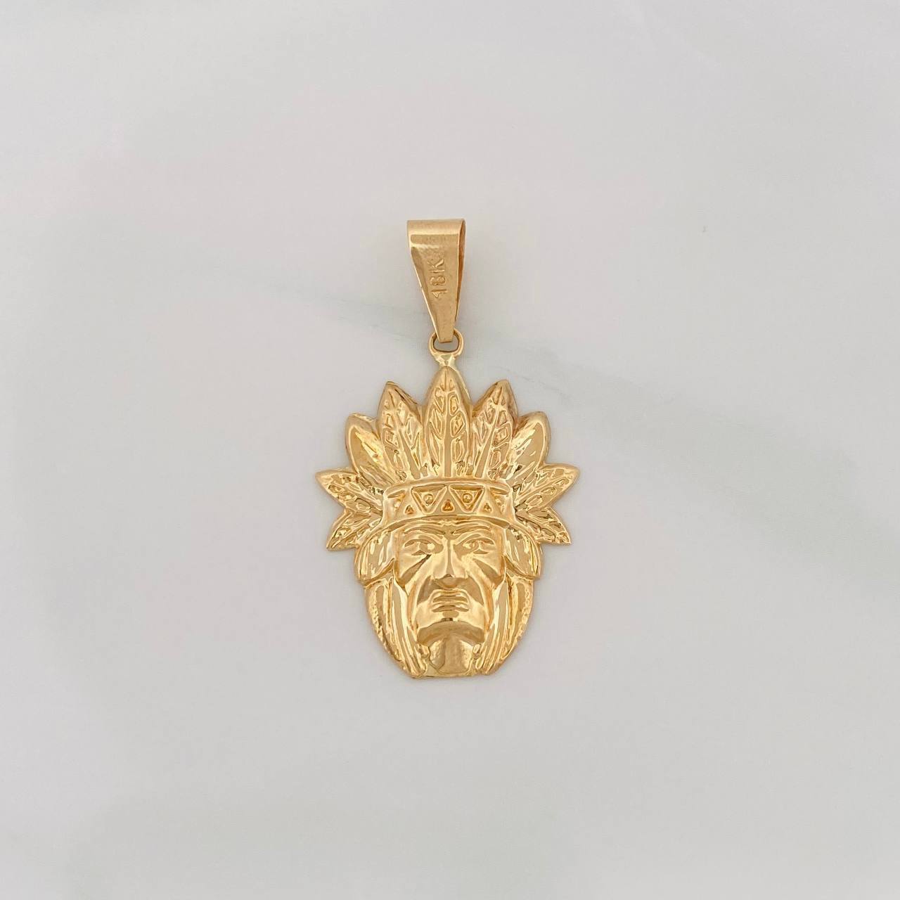 Pendant Indian 2.2g / 1 1/2 in 18K Yellow Gold