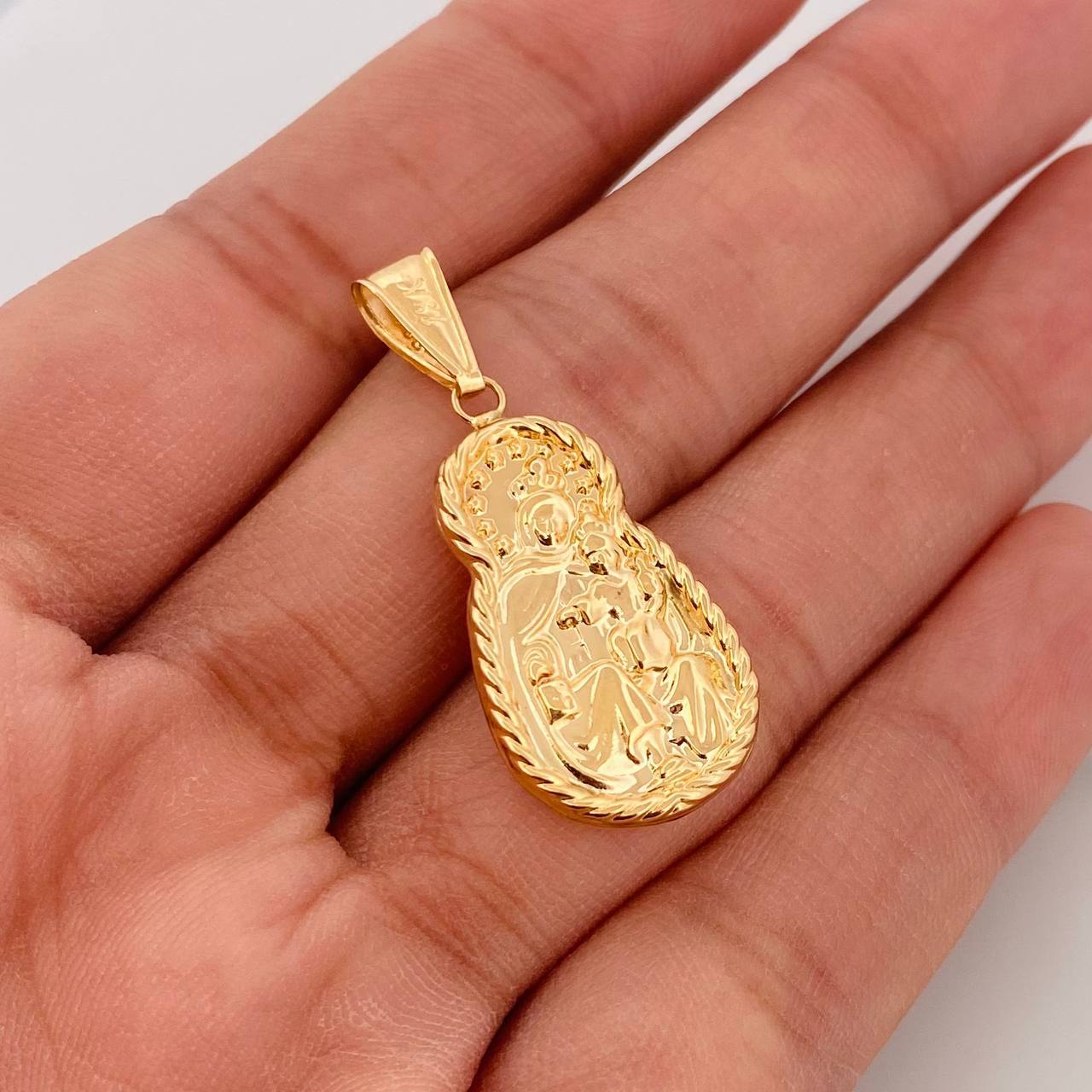 Dije Virgen del Carmen 1.85g / 1 1/2 in Oro Amarillo 18K