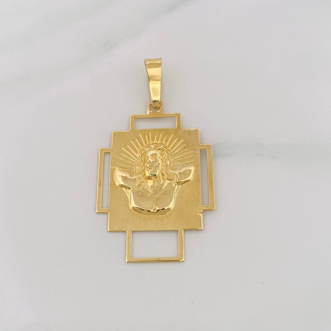Dije Rostro Cristo 3.85g / 1 3/4 in Oro Amarillo 18K