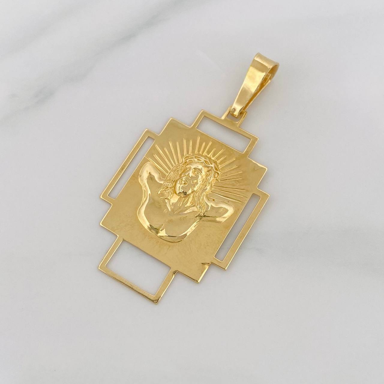 Dije Rostro Cristo 3.85g / 1 3/4 in Oro Amarillo 18K