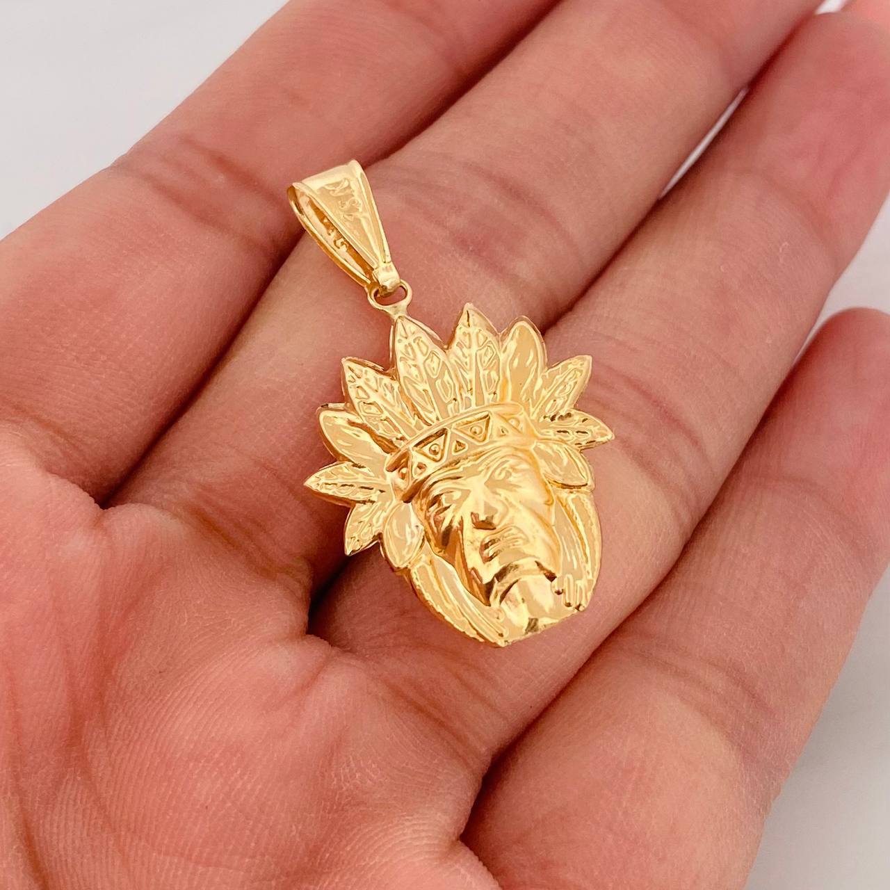 Pendant Indian 2g / 1 1/2 in 18K Yellow Gold