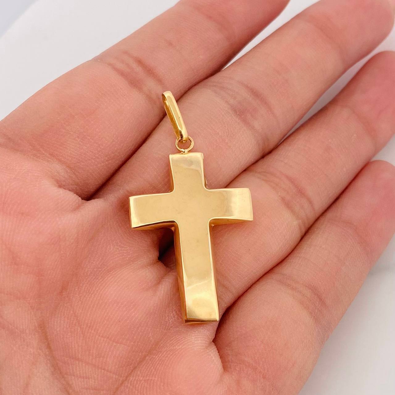 Dije Cruz 1.95g / 1 1/2 in Oro Amarillo 18K