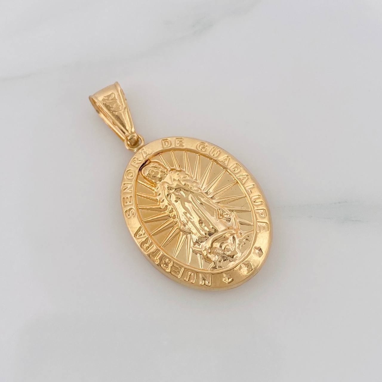 Dije Medalla Virgen de Guadalupe 2.4g / 1 1/2 in Oro Amarillo 18K