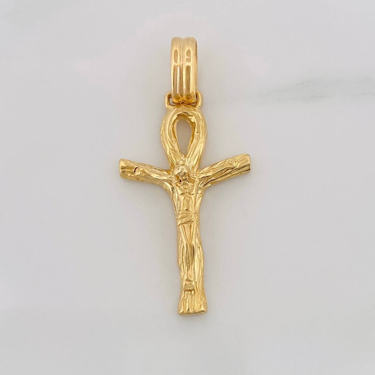Dije Cruz Tronco 5.25g / 1 1/2 in Oro Amarillo 18K