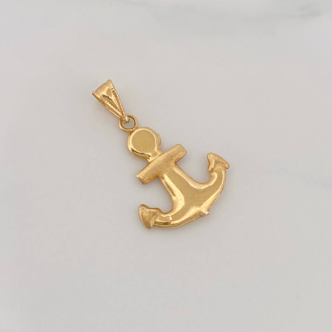 Pendant Anchor 0.8g / 1 in 18K Yellow Gold