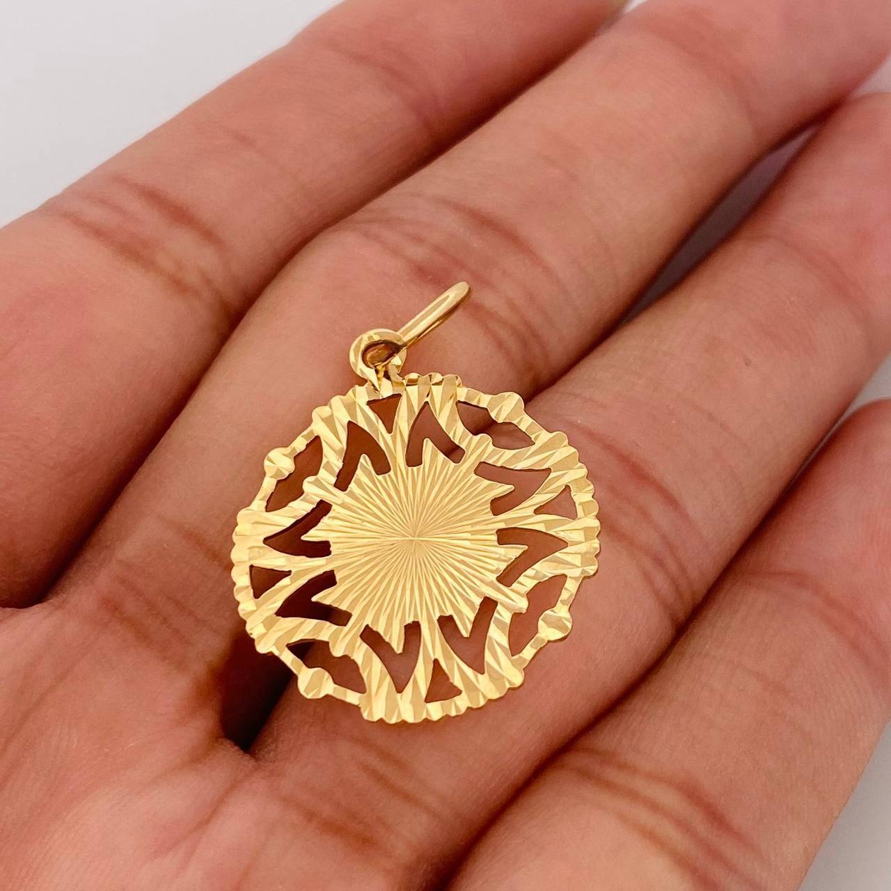 Dije Mandala 2.55g / 1 1/4 in Oro Amarillo 18K