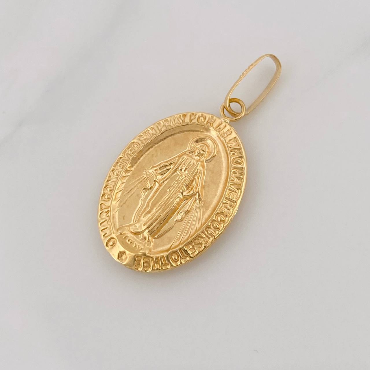 Dije Virgen Milagrosa 1.75g / 1 1/4 in Oro Amarillo 18K
