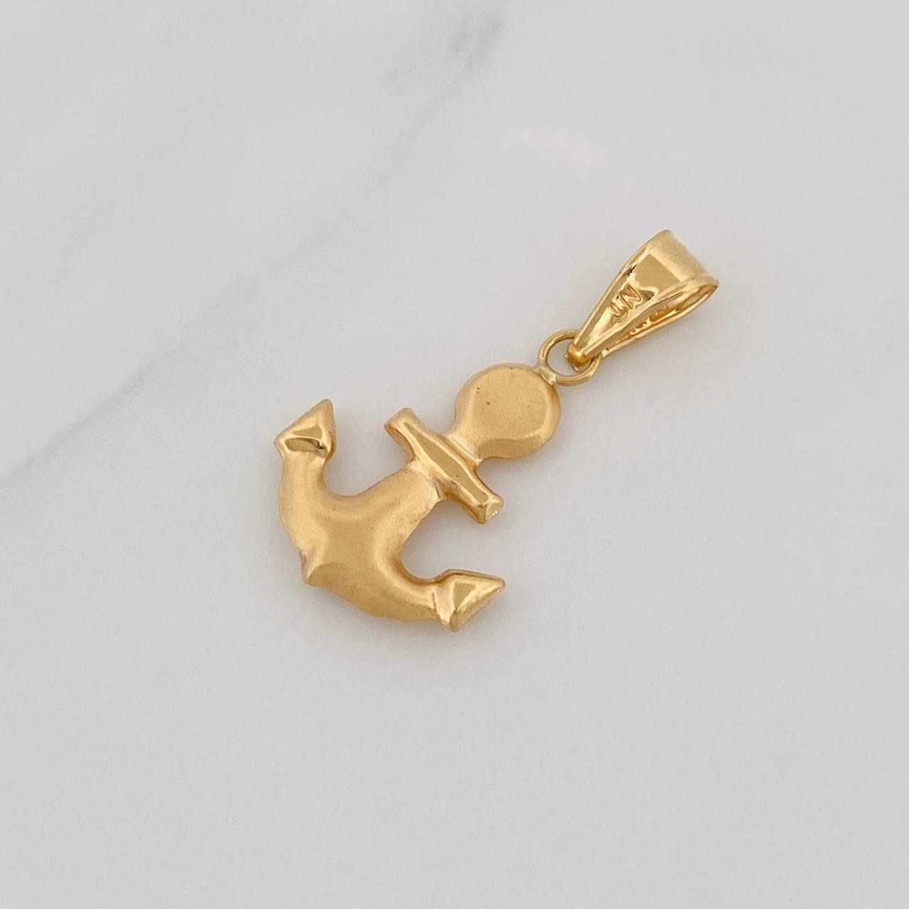 Pendant Anchor 1.1g / 1 in 18K Yellow Gold