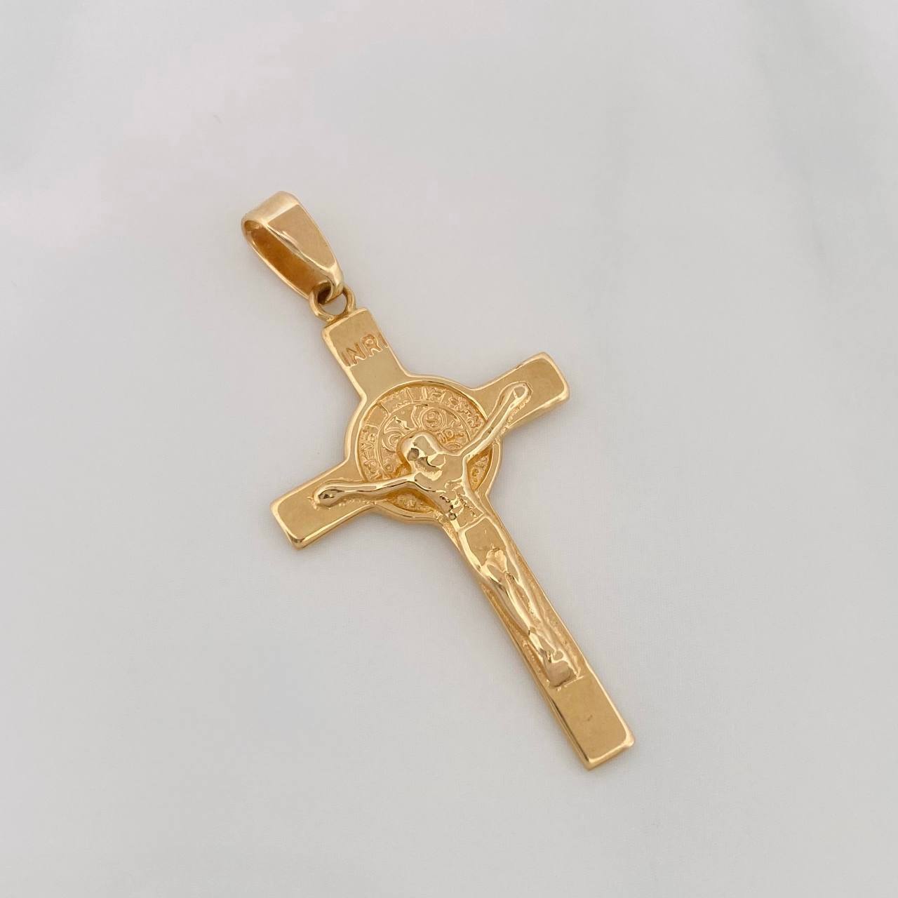 Dije Cruz Cristo 3.4g / 1 1/2 in Oro Amarillo 18K