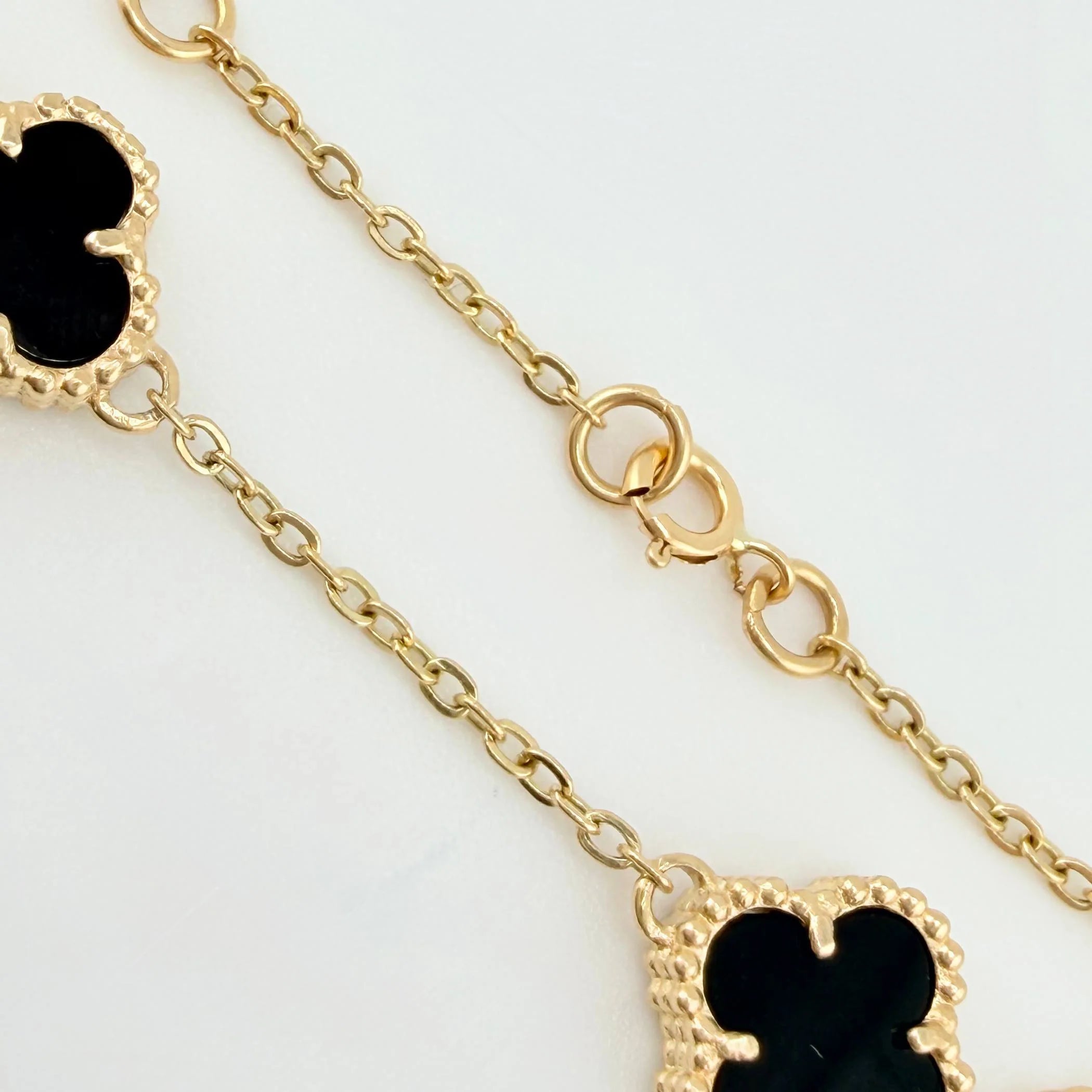 Adjustable Black Onyx Clover Bracelet 3.6 g / 6 1/2 in - 5 3/4 in / 1.36 mm Yellow Gold 18K