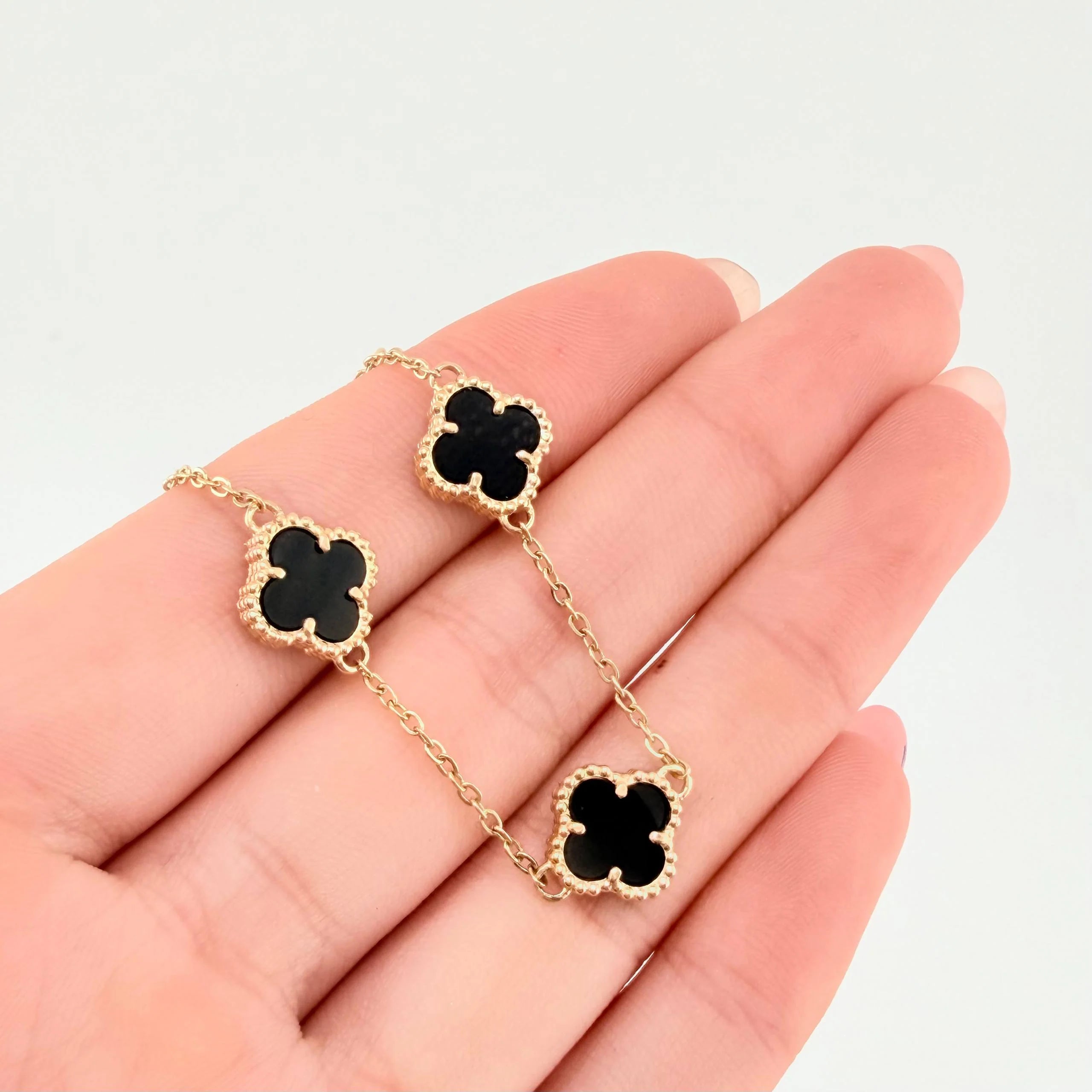 Classic Link Bracelet Clover Onyx 3.7g / 6 3/4 in / 1.4mm Yellow Gold 18K