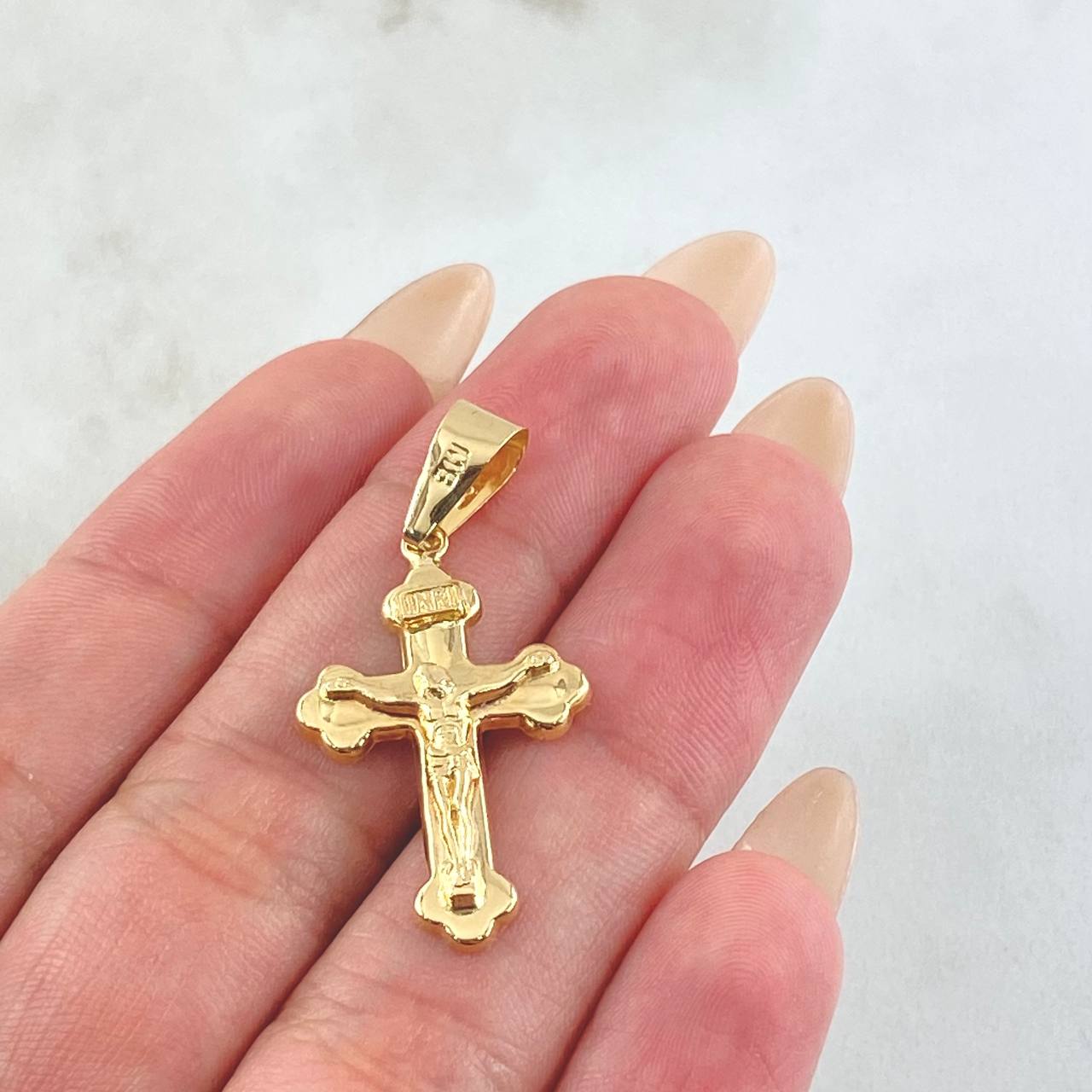 Dije Crúz Cristo Florenciada 1.95gr / 1 1/2 in / Oro Amarillo 18K