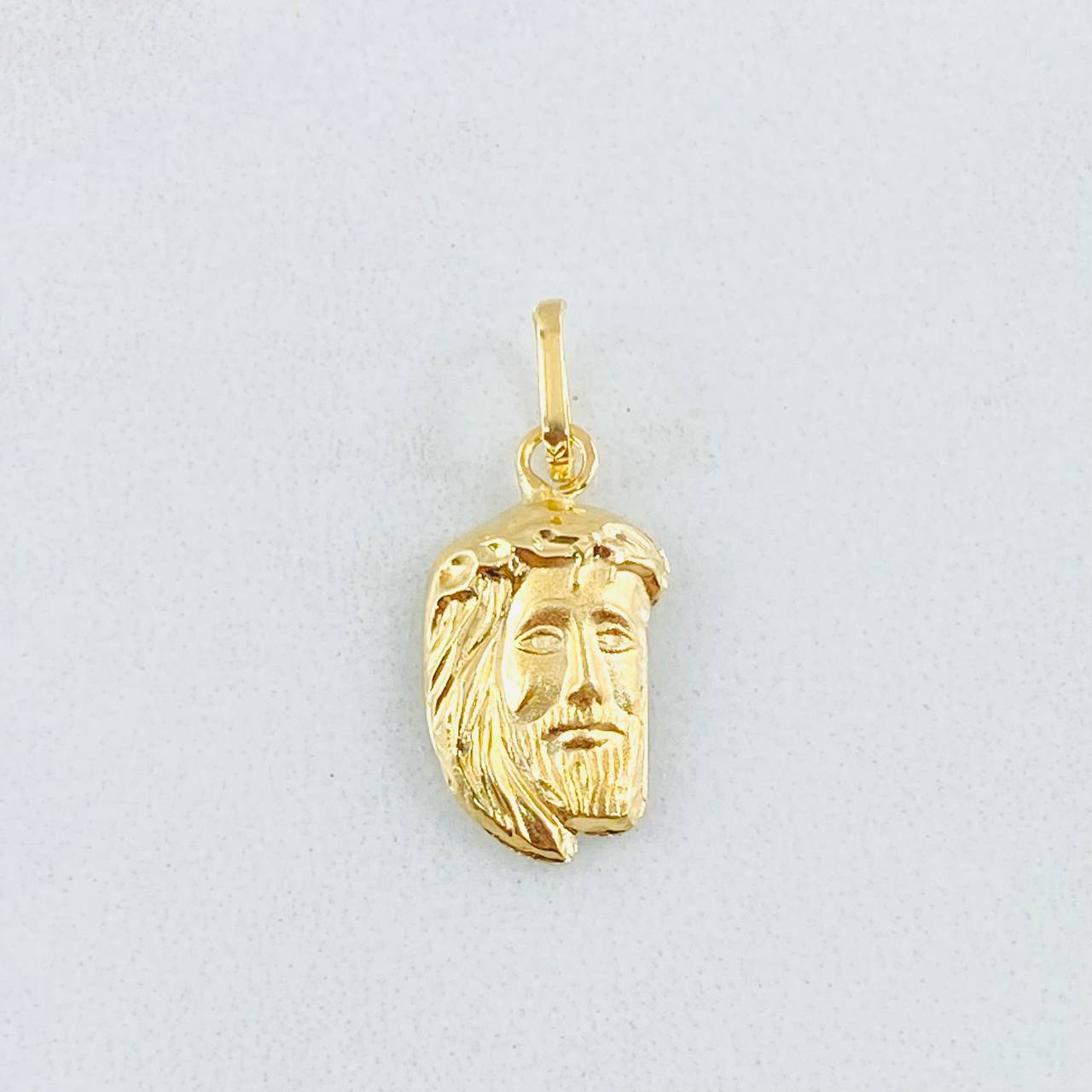 Dije Rostro Jesus 0.55gr / 3/4 in / Oro Amarillo 18K *