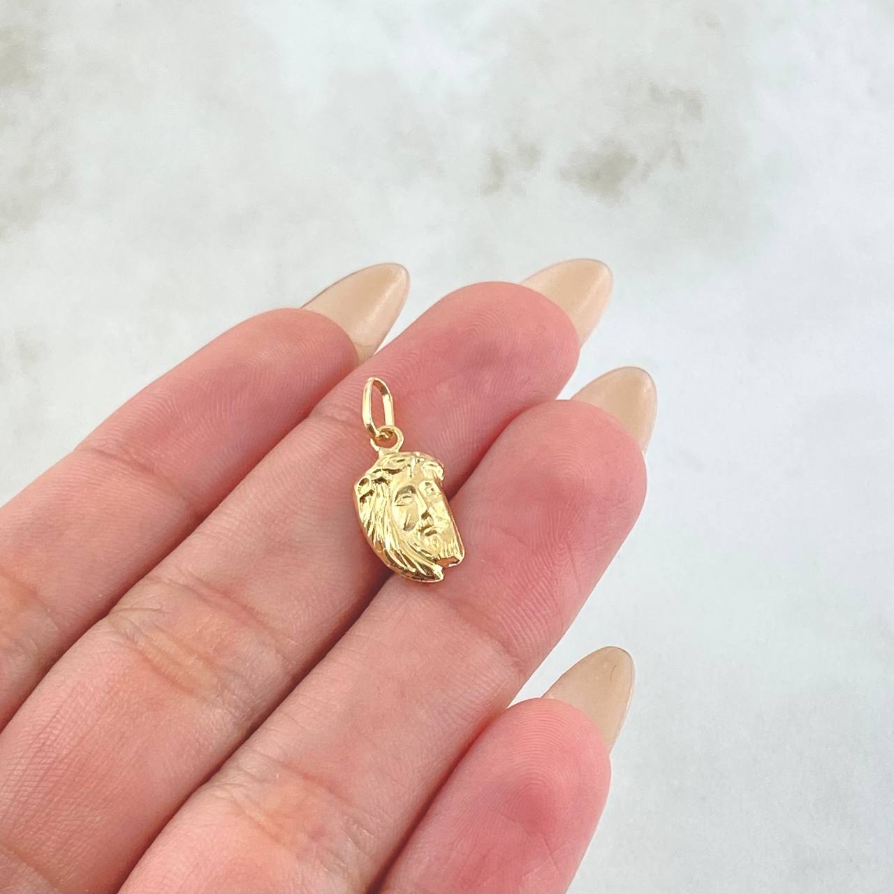 Dije Rostro Jesús 0.6gr / 3/4 in / Oro Amarillo 18K ©