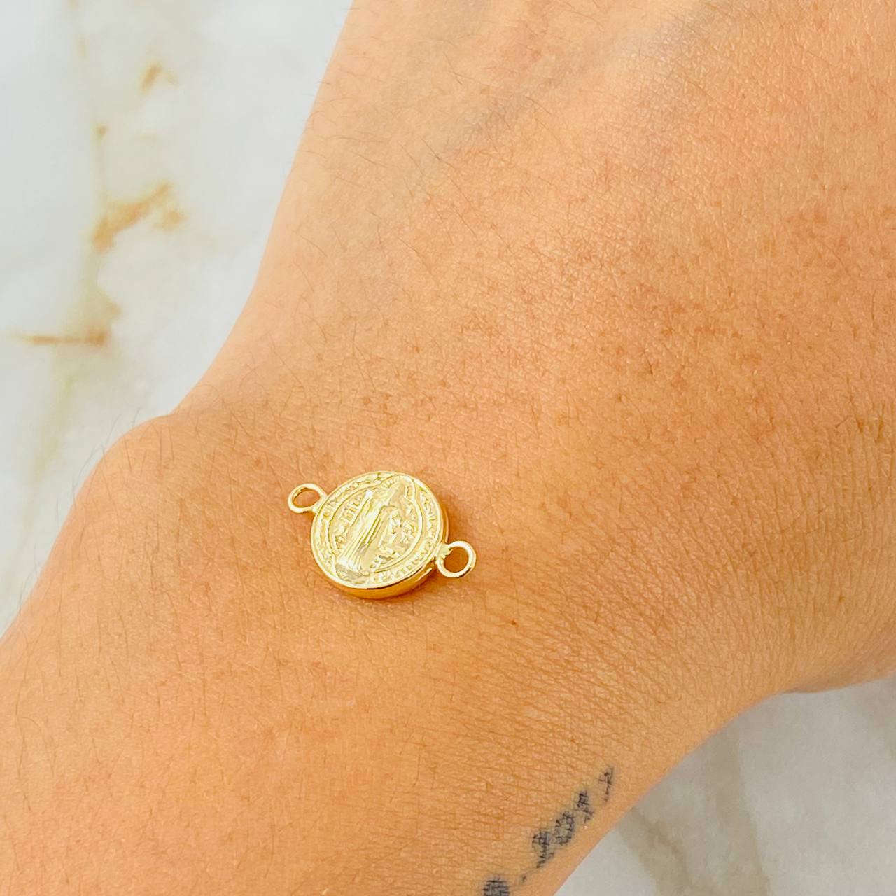 Herraje San Benito 0.5gr / 3/4 in / Oro Amarillo 18K *