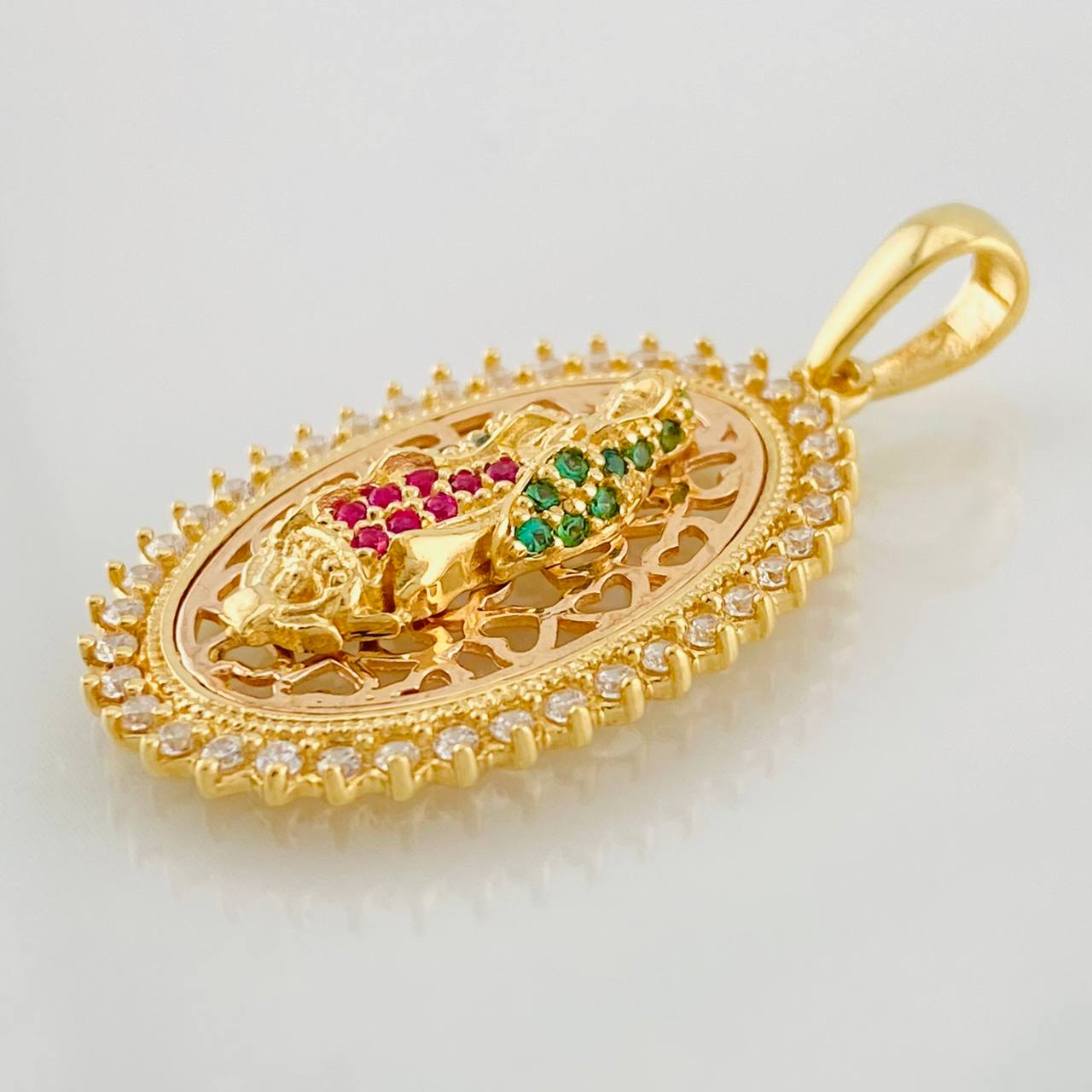 Pendant Virgin of Guadalupe 4.3g / 1 1/4 in Yellow Gold 18K