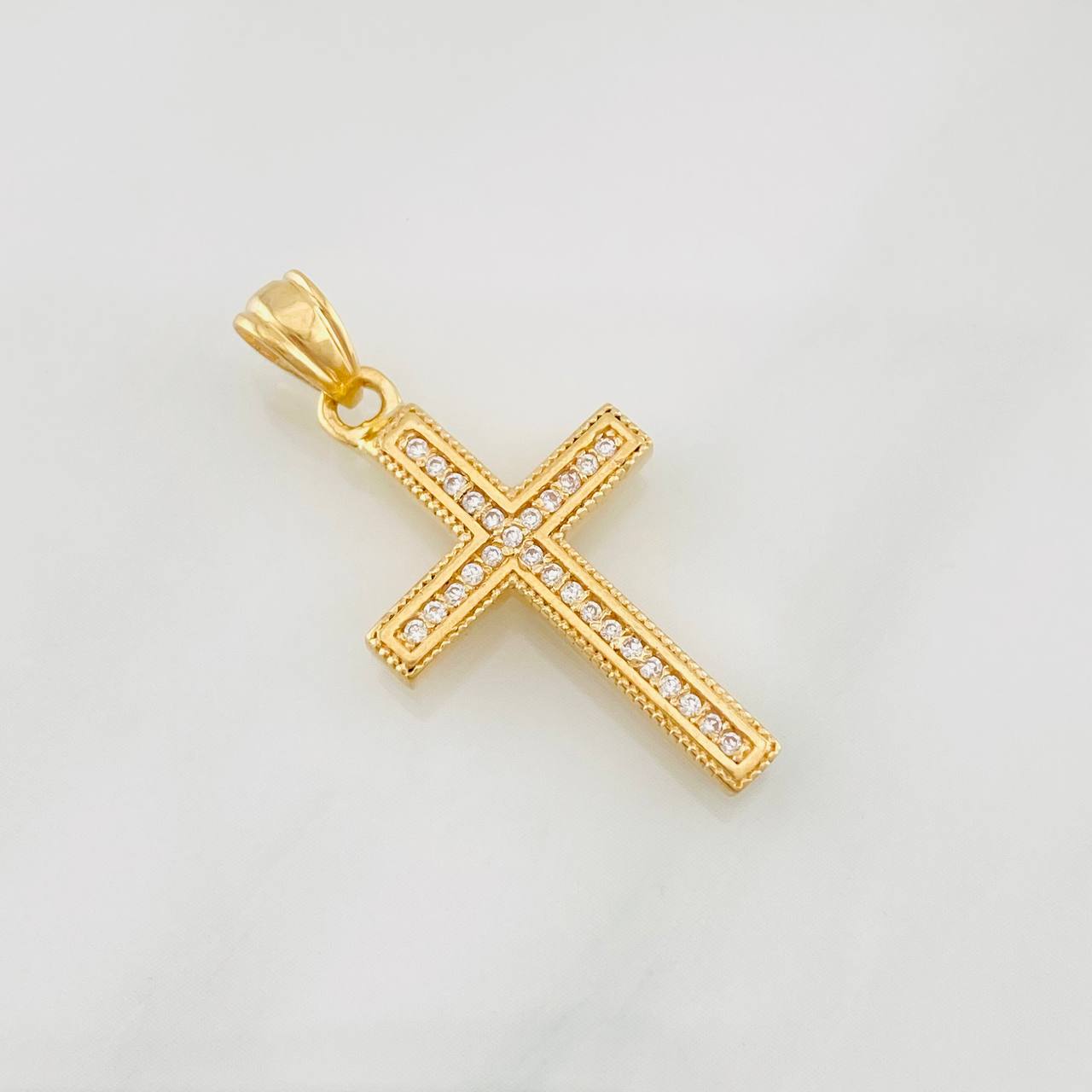 Pendant Cross 2.2g / 1 1/4 in Yellow Gold 18K