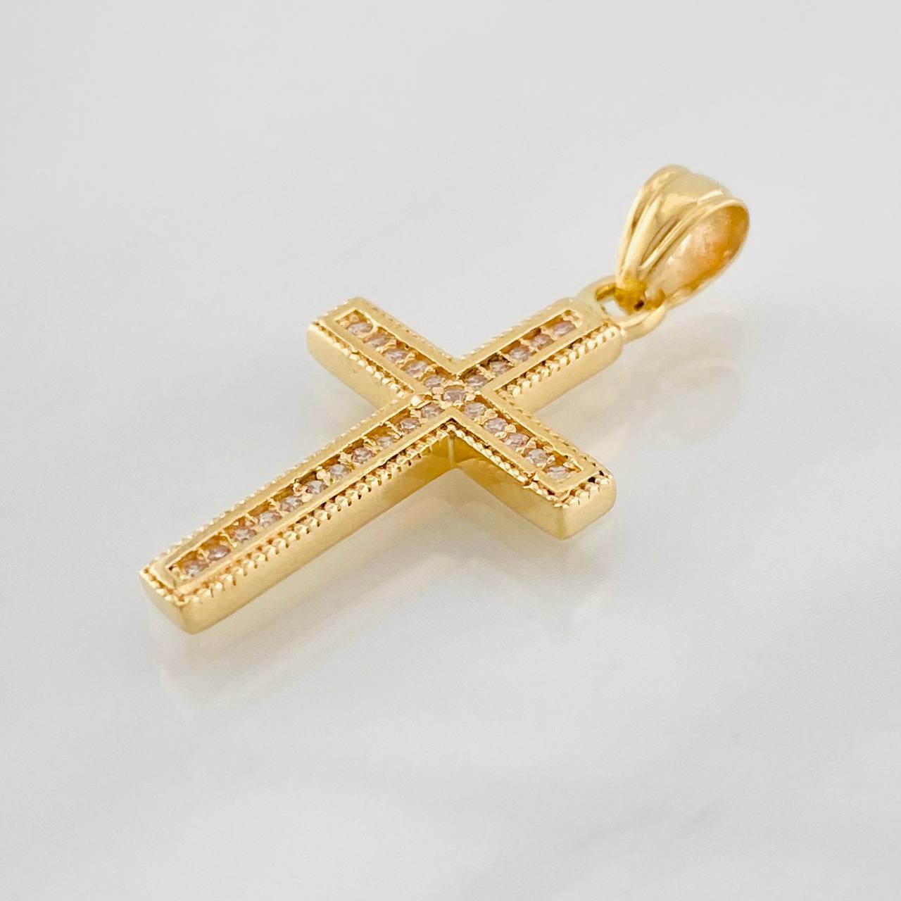 Pendant Cross 2.2g / 1 1/4 in Yellow Gold 18K
