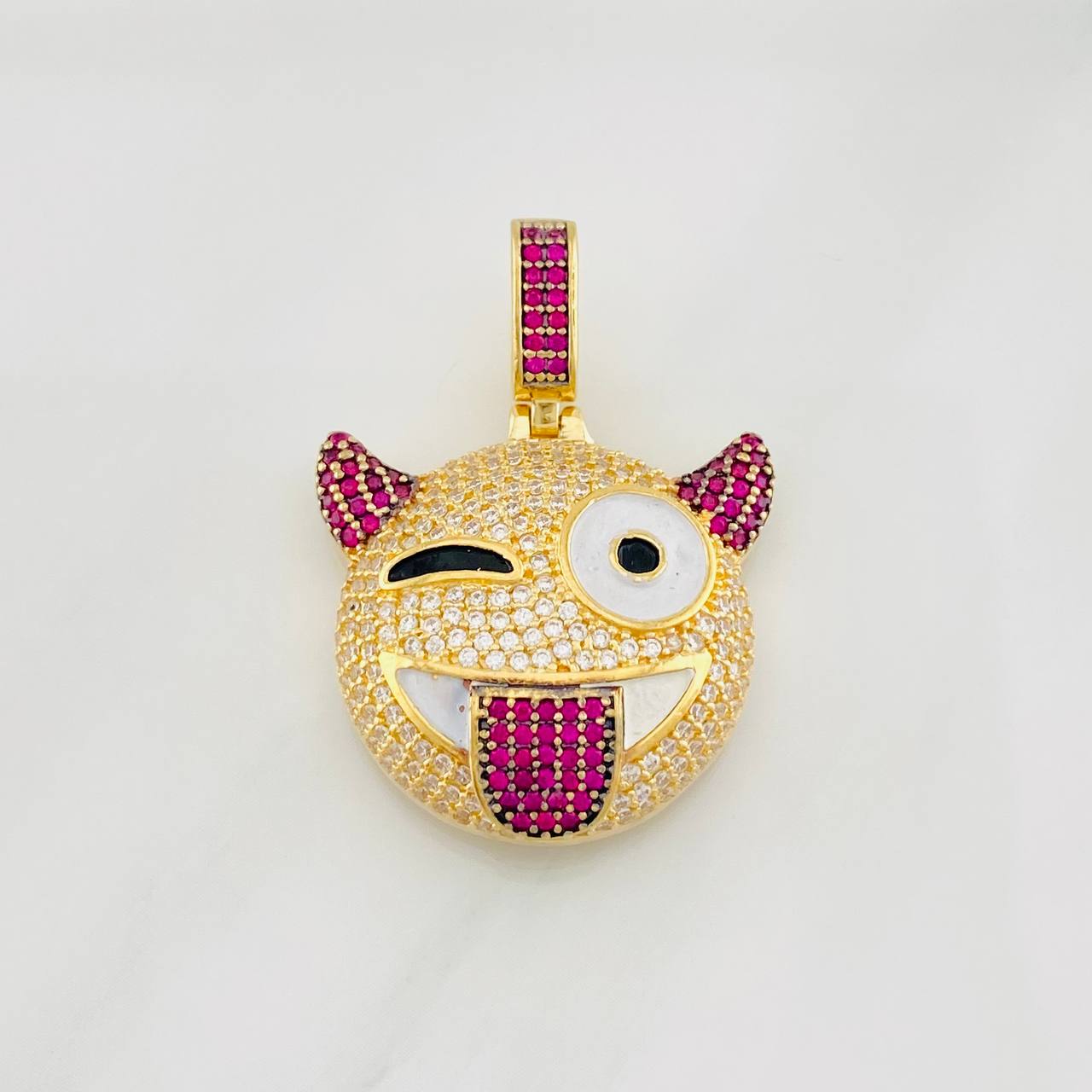 Dije Emoji Diablo 8.25g / 1 1/2 in Dos Oros Negro Amarillo 18K
