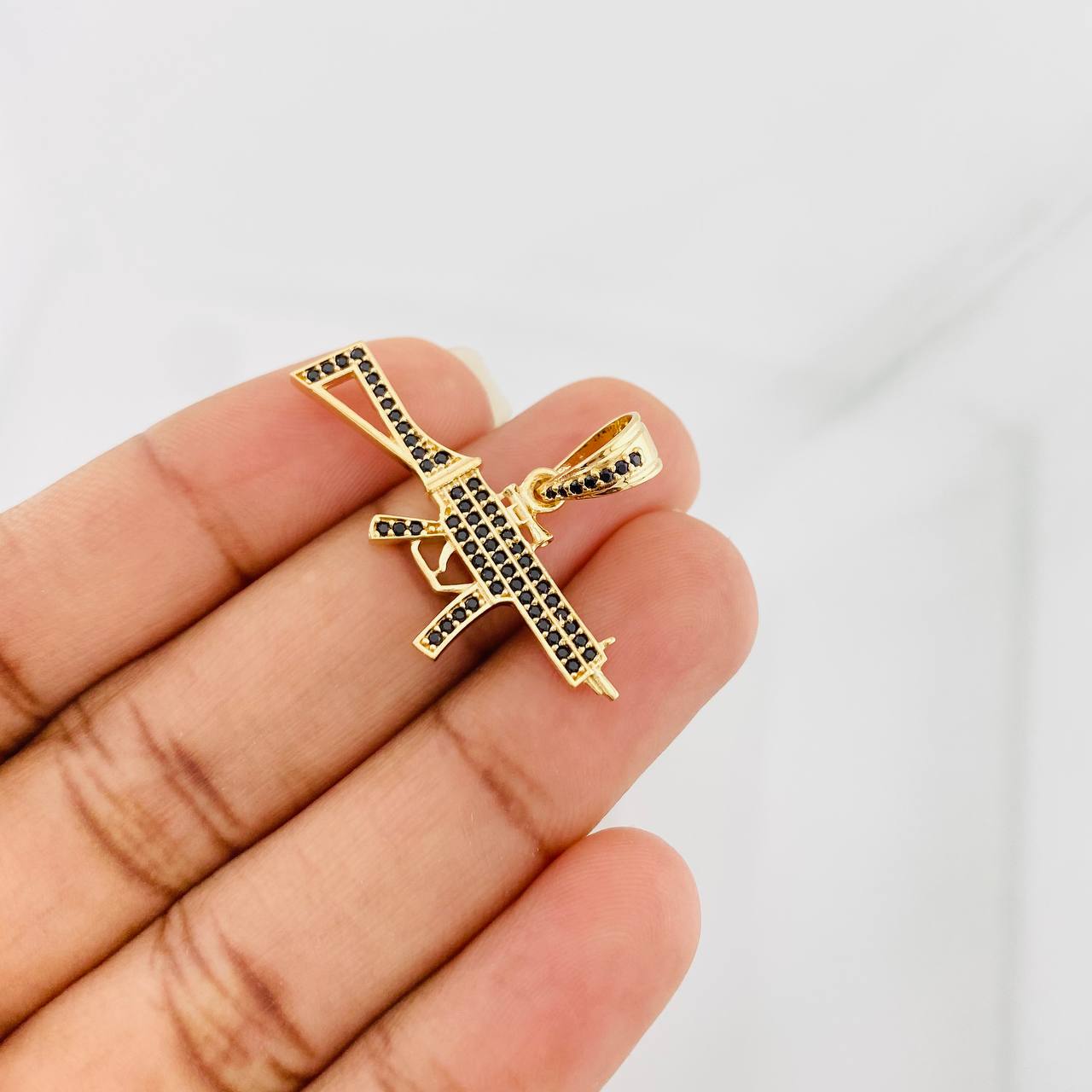 Pendant Rifle 3.05g / 1 1/2 in Yellow Gold 18K