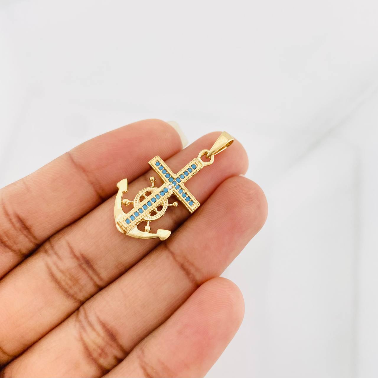Dije Ancla 2.65g / 1 1/2 in Oro Amarillo 18K