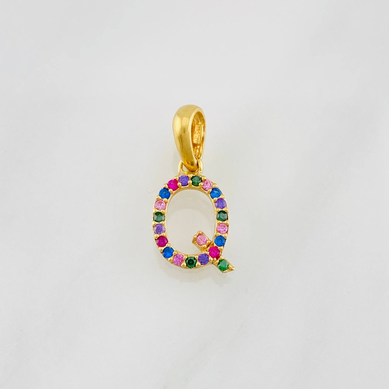 Pendant Letter Q 0.7g / 1/2 in Yellow Gold 18K