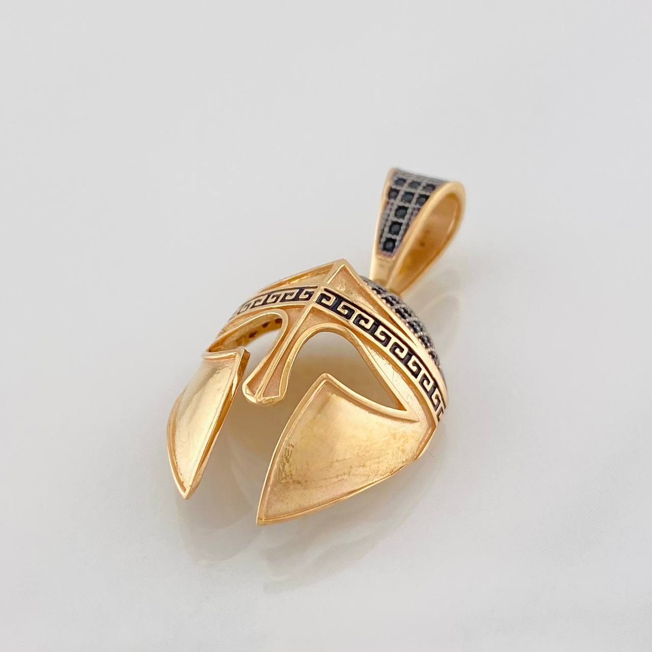 Pendant Gladiator Helmet 4.7g / 1 1/2 in Two-Tone Black Rose Gold 18K