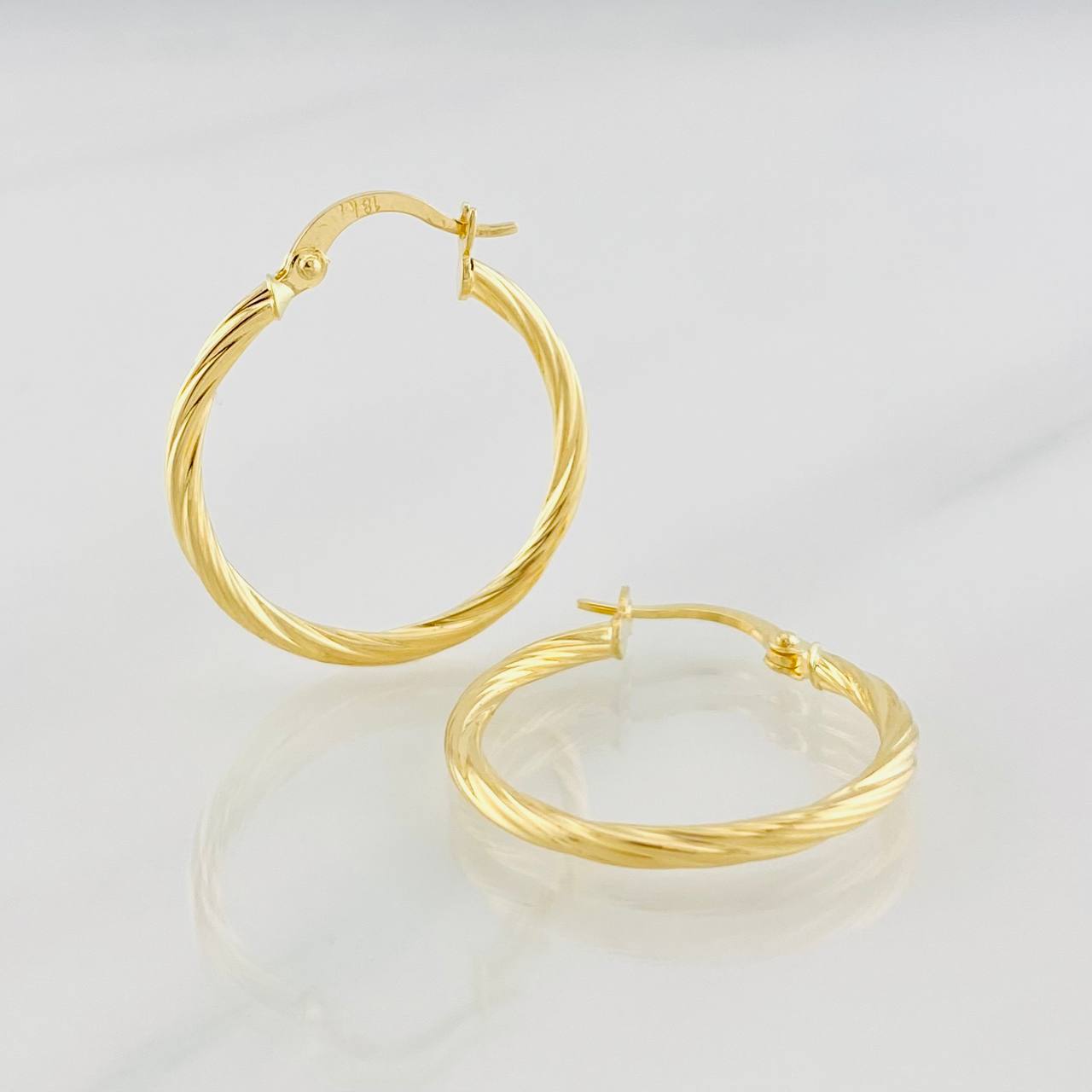 Candongas Arielle 1.45g / 1 in Oro Amarillo 18K