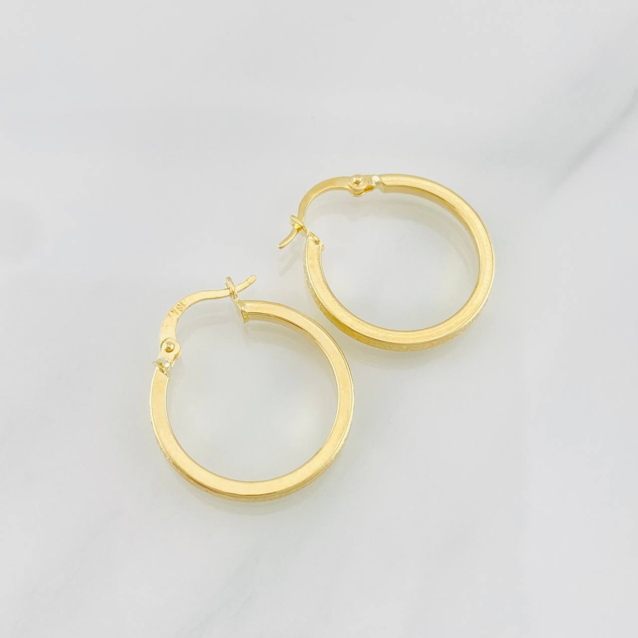 Candongas Tribal 1.65g / 3/4 in Oro Amarillo 18K