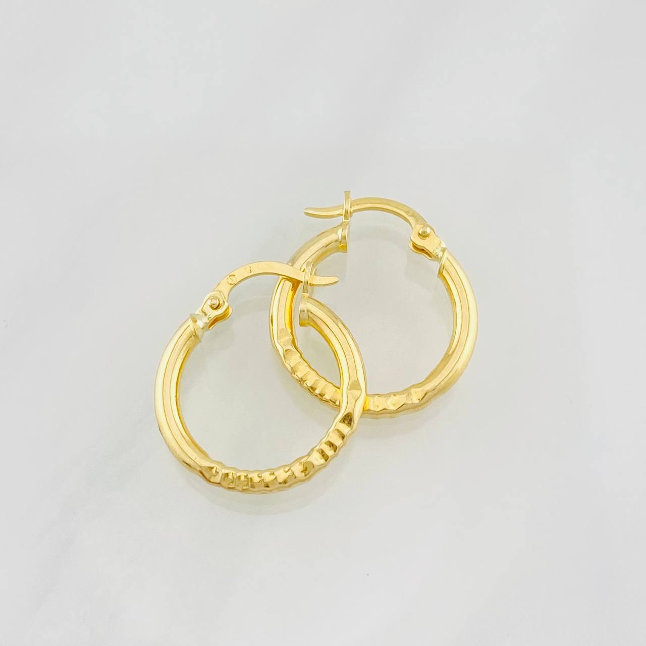 Candongas Itati 1.75g / 1 1/4 in Oro Amarillo 18K