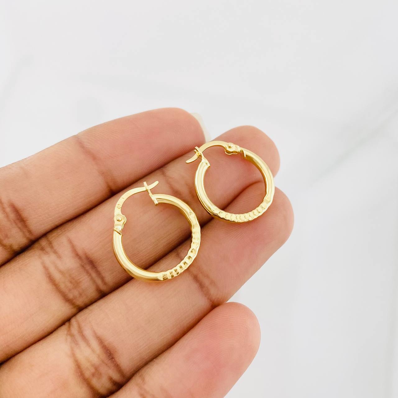 Candongas Itati 1.75g / 1 1/4 in Oro Amarillo 18K