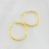 Hoop Earrings Megan 1.7g / 1 1/4 in 18K Yellow Gold