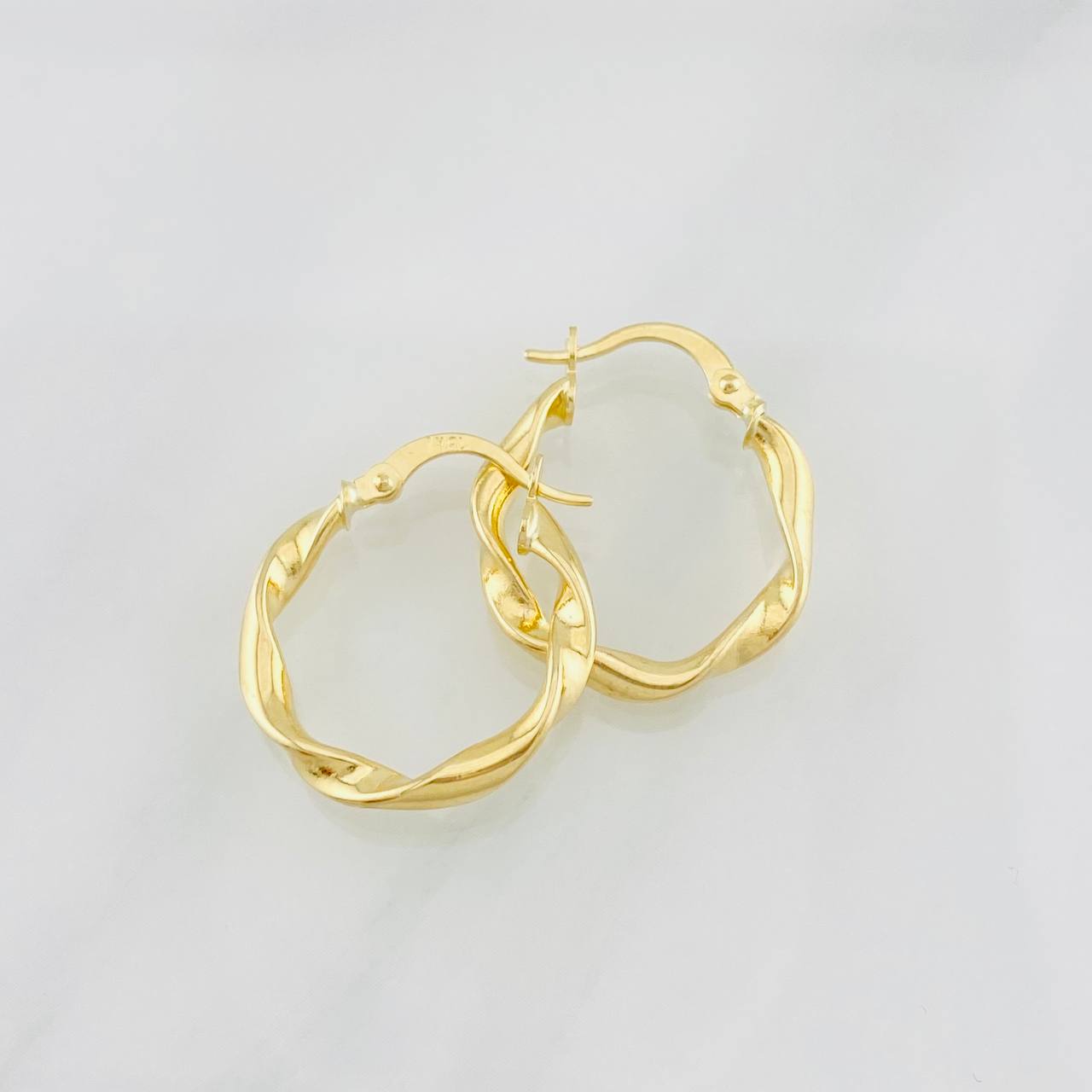 Candongas Deis 1.5g / 3/4 in Oro Amarillo 18K