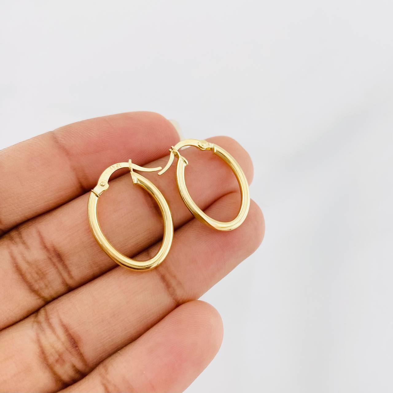 Candongas Diani 1.35g / 1 in Oro Amarillo 18K