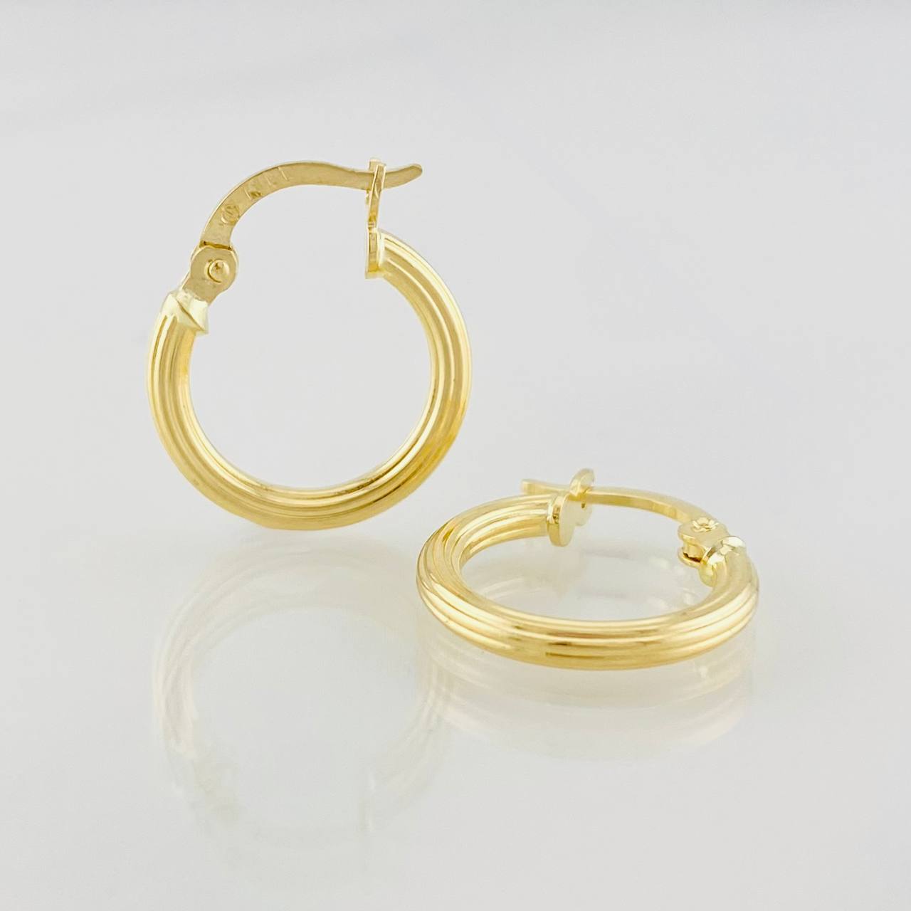 Candongas Lore 1.1g / 1/2 in Oro Amarillo 18K