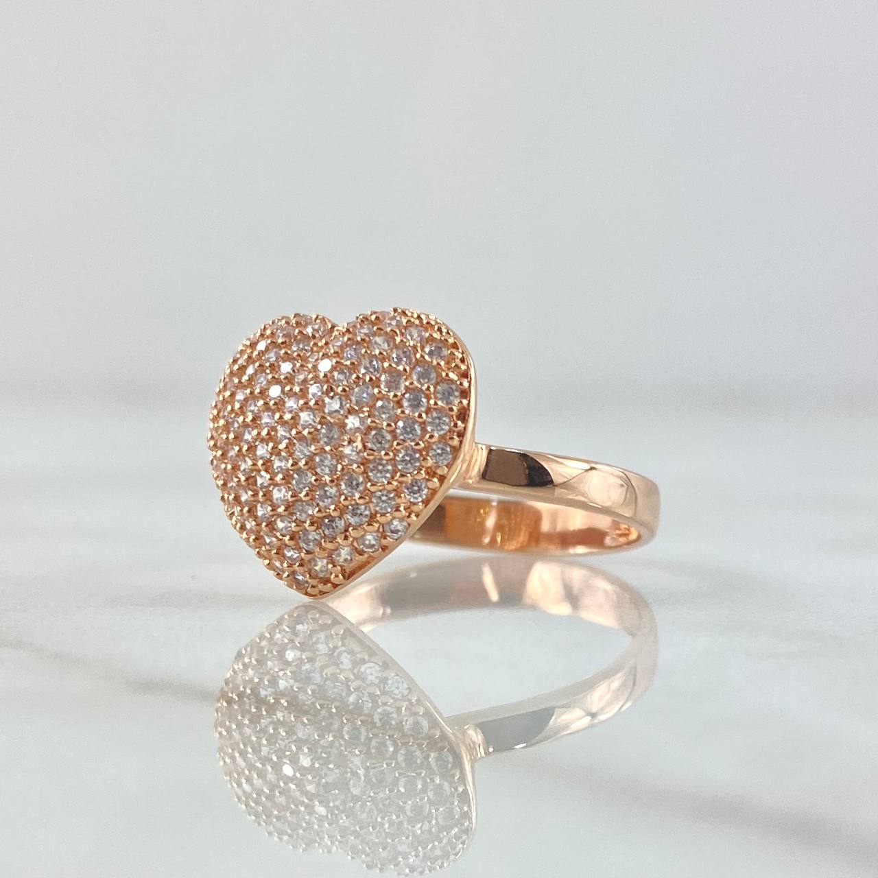 Puffy Heart Ring Dense 2.7gr / Size 6 1/4 / White Zircons 18K Rose Gold