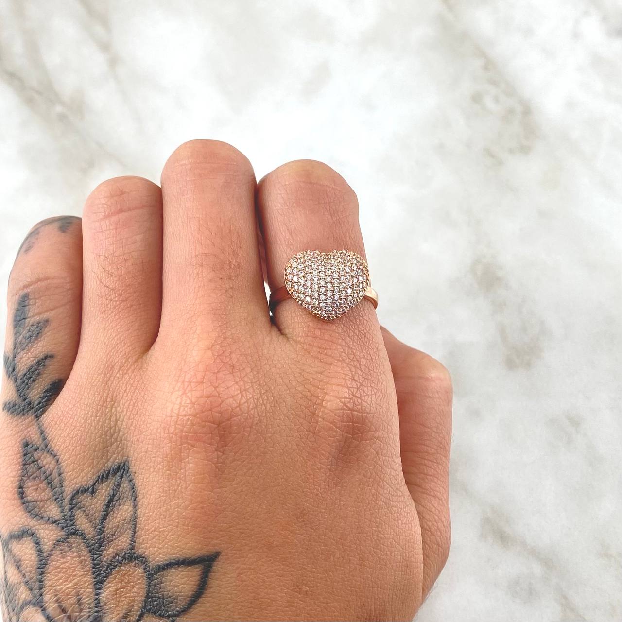Puffy Heart Ring Dense 2.7gr / Size 6 1/4 / White Zircons 18K Rose Gold