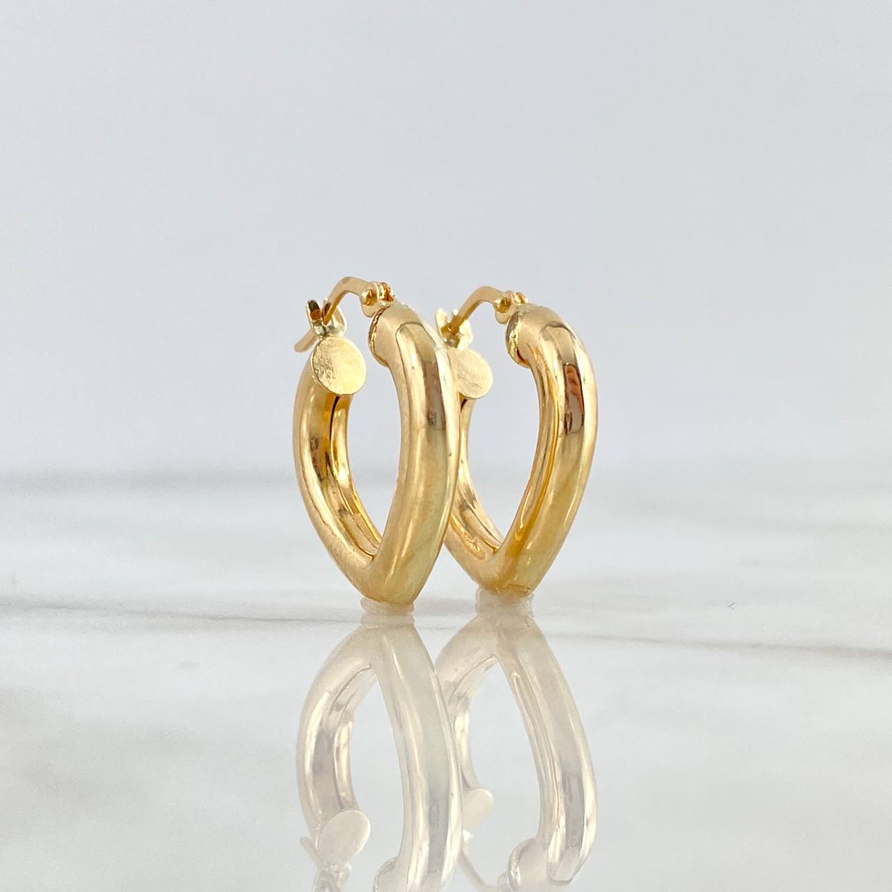 Candongas Corazon Liso 2.15gr / 3/4 in / Oro Amarillo 18K
