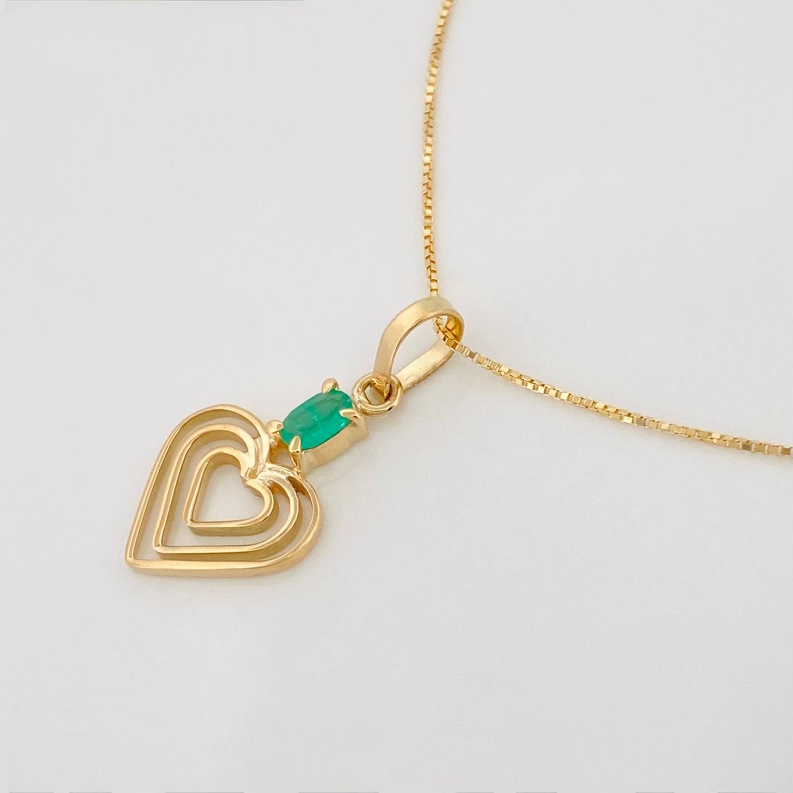 Set Cadena Veneciana + Dije Corazon esmeralda 0.7 pts / 1.55g / 1 1/2 in Oro Amarillo 18K