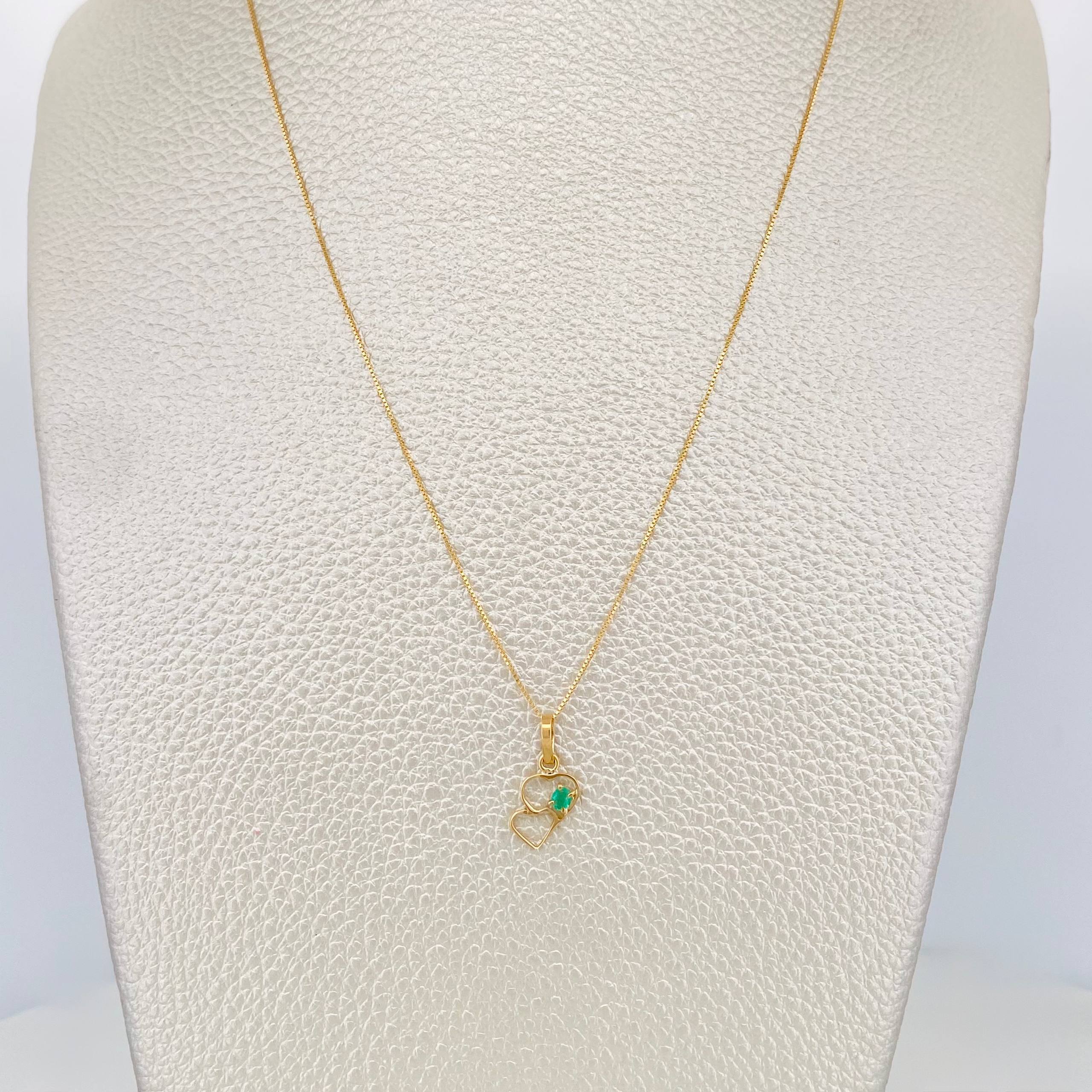 Set Cadena Veneciana + Dije Corazones esmeralda 0.4 pts / 1.25g / 15 3/4 in Oro Amarillo 18K