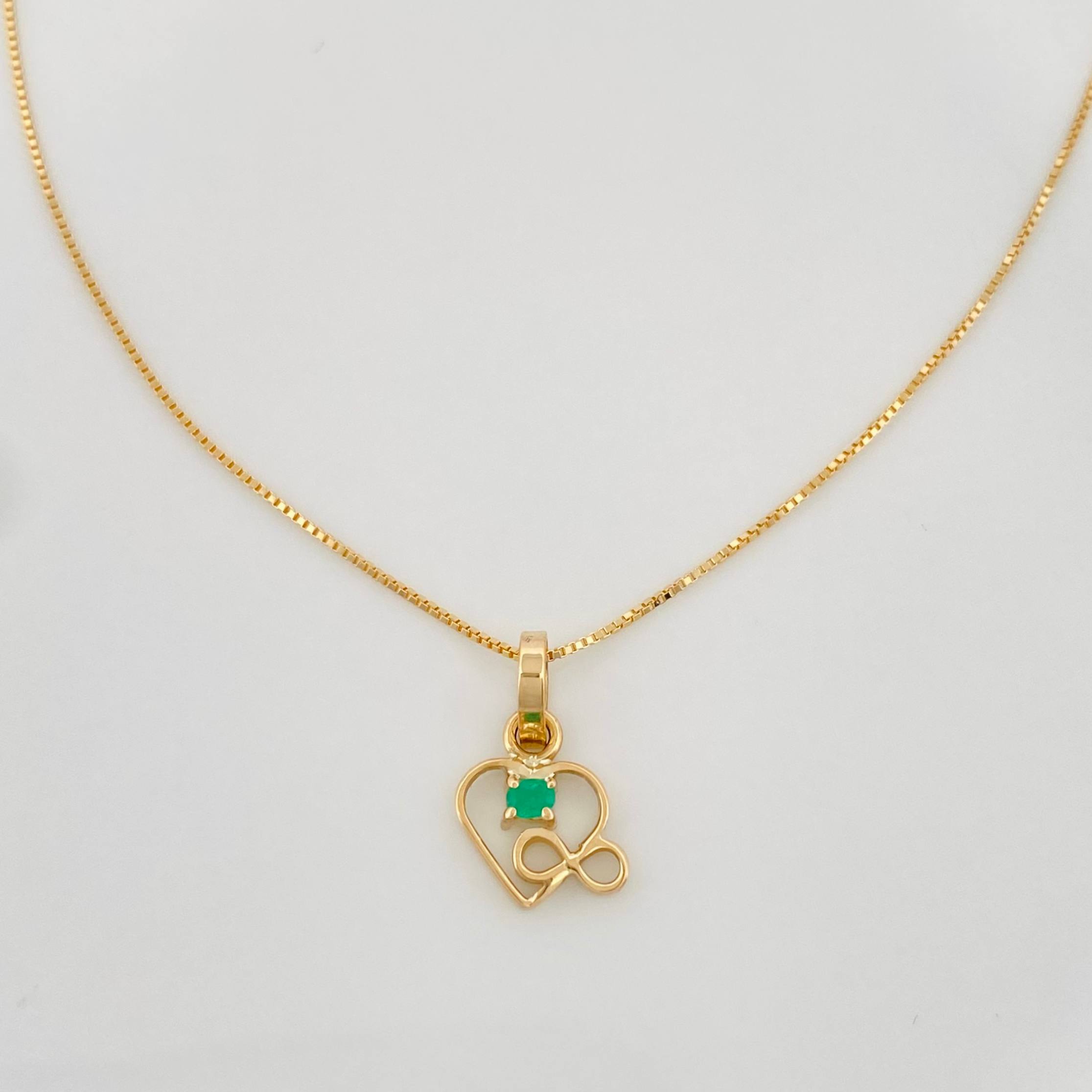 Set Cadena Veneciana + Dije Corazon esmeralda 0.2 pts / 1.3g / 15 3/4 in Oro Amarillo 18K
