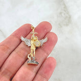 Dije San Miguel Arcangel 5.85gr / 4.5cm / Circones Blancos  Dos Oros Amarillo Blanco 18K