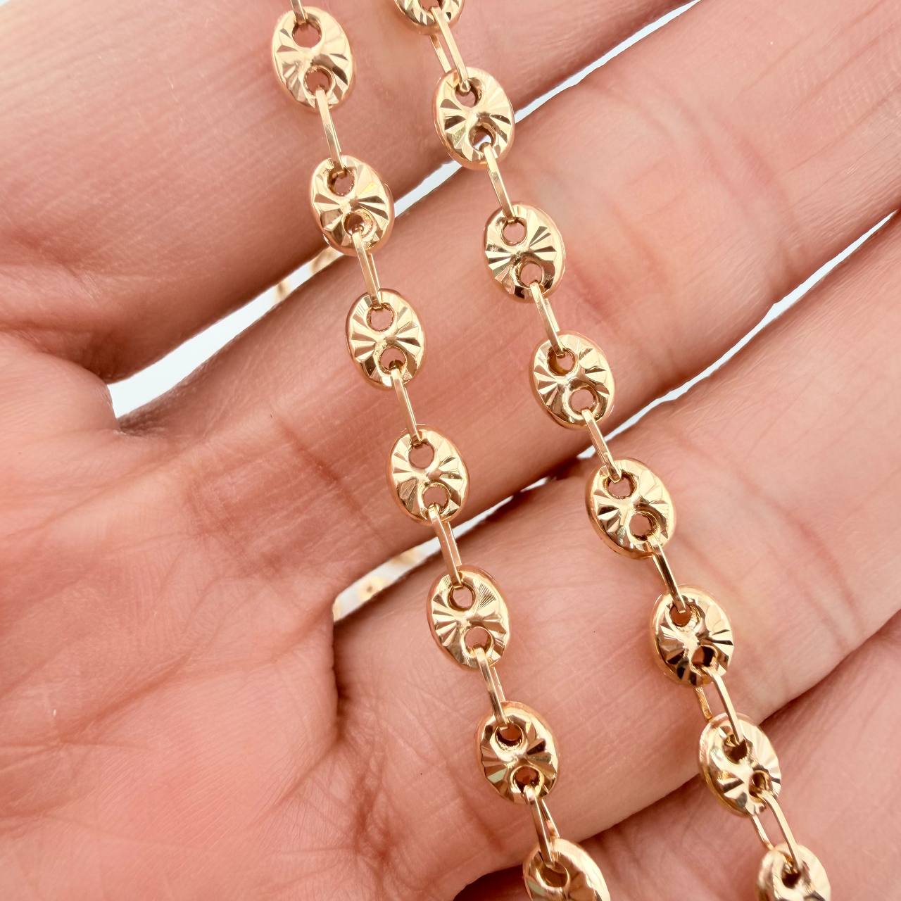 Cadena GC 10.85gr / 24 3/4 in / 4.12mm Oro Amarillo 18K $