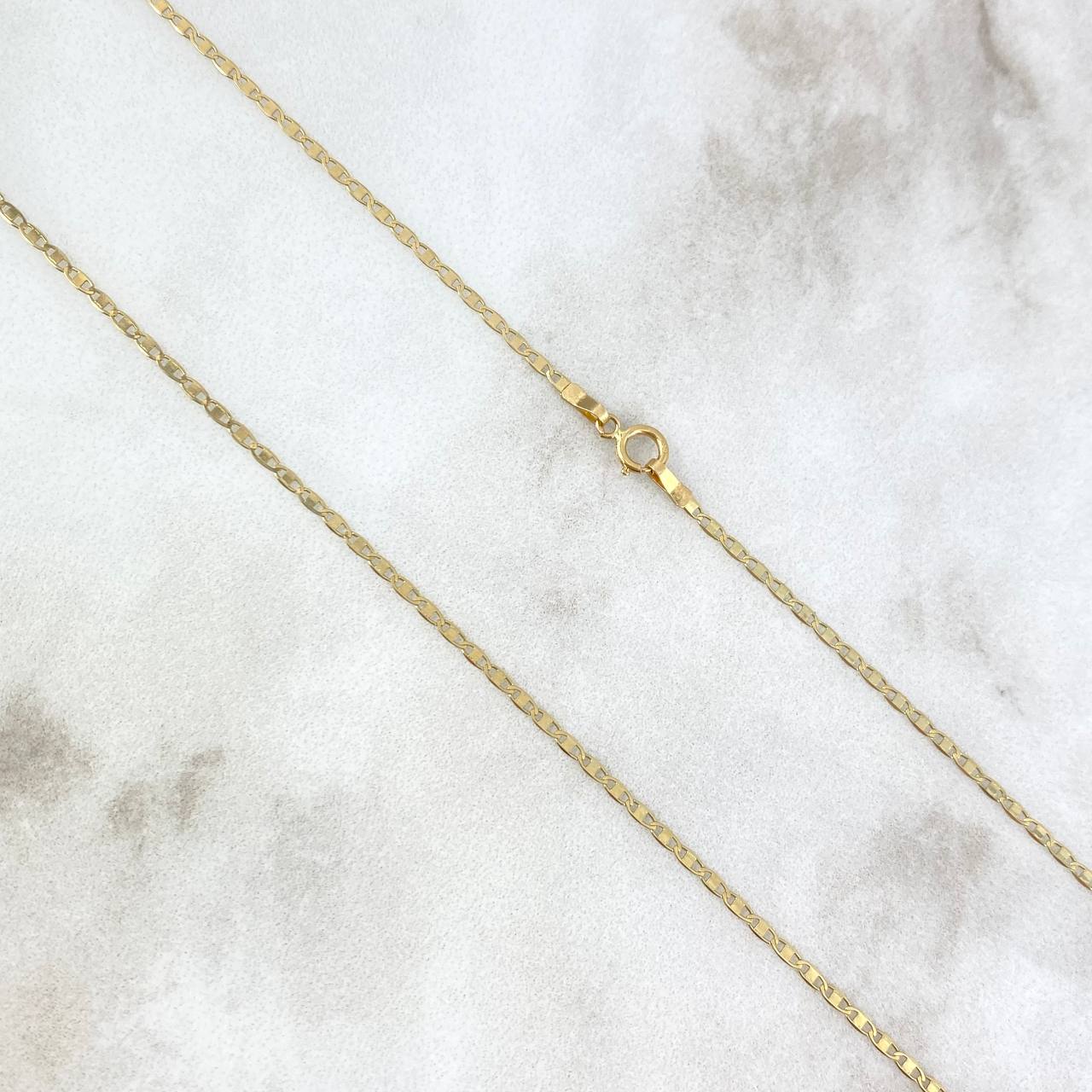 Cadena Escalera Plana 1.6gr / 19 3/4 in / 1.4mm Oro Amarillo +3 18K *