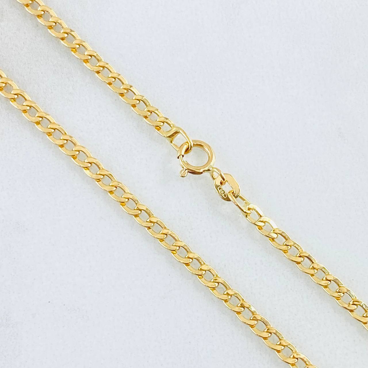 Cadena Cubana 2.1gr / 17 3/4 in / Oro Amarillo +1 18K ©