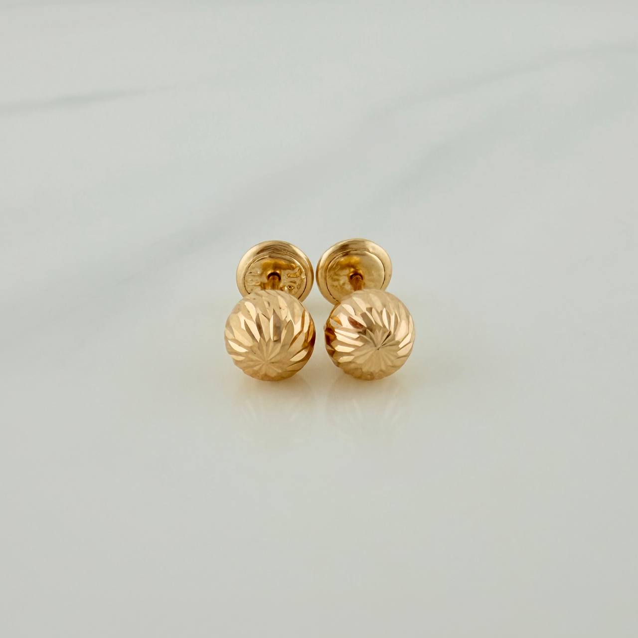Topos Bola Diamantados 0.75 g / in / 6 mm Oro Amarillo 18K