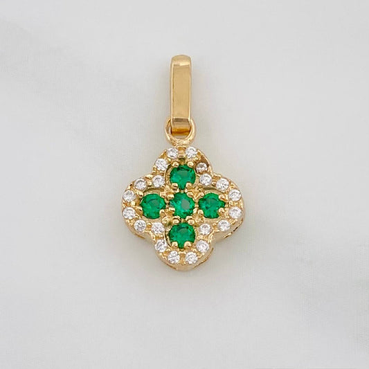Clover Pendant 1.15 g / 3/4 in 18K Yellow Gold
